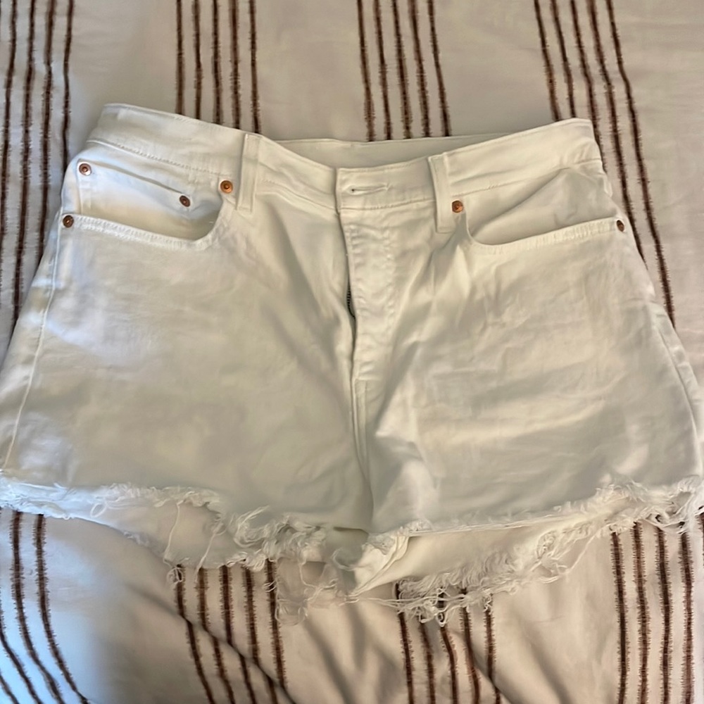 Levi’s midrise shorts
